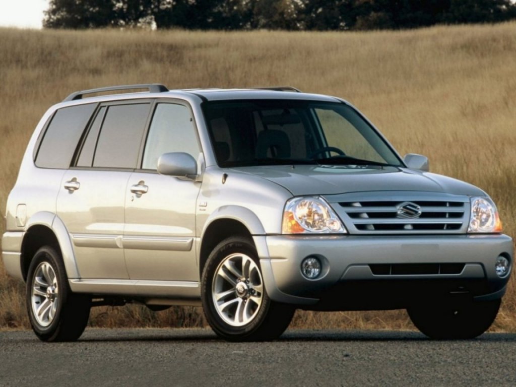 Suzuki XL7 technical specifications and fuel economy